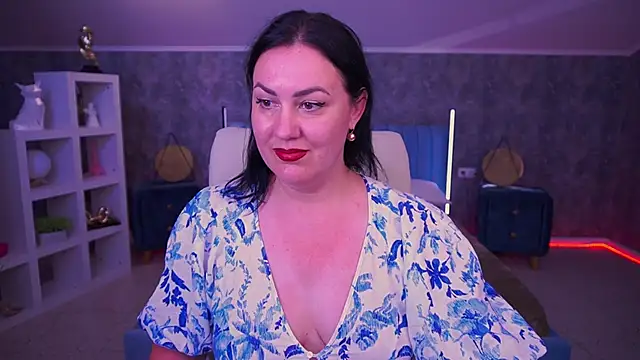 VelvetLuck webcam