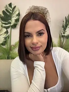 Irina_Velvett webcam