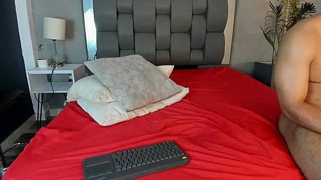 charlie___musk (M twink) - Let`s cum together!