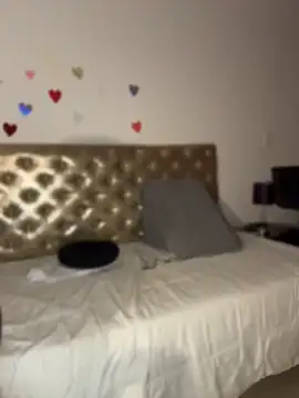 Fancyxlove live cam on StripChat