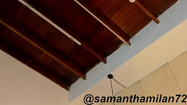 SamanthaMilann live cam on StripChat
