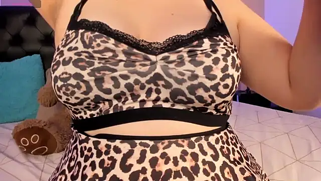 LolaVillalobos live cam on StripChat