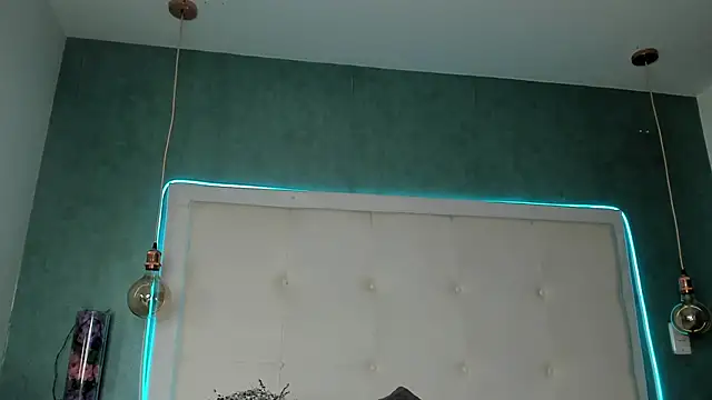 mia_gomez7 webcam