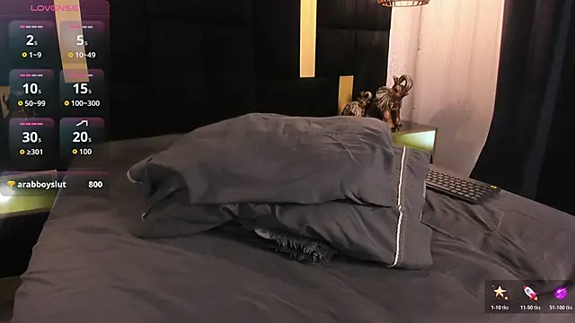 lucio__fox (M young) - Lucio's room - BUZZZZ UNTIL CUM 💦💦💦💦