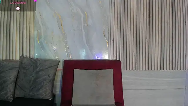 BriannaChelsea webcam
