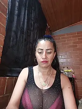 Alexandrina live cam on StripChat