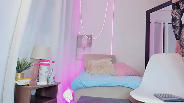 miaapril live cam on StripChat