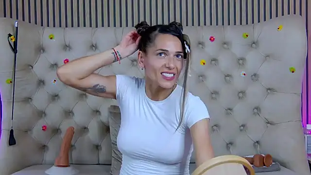 PlayfulShow webcam