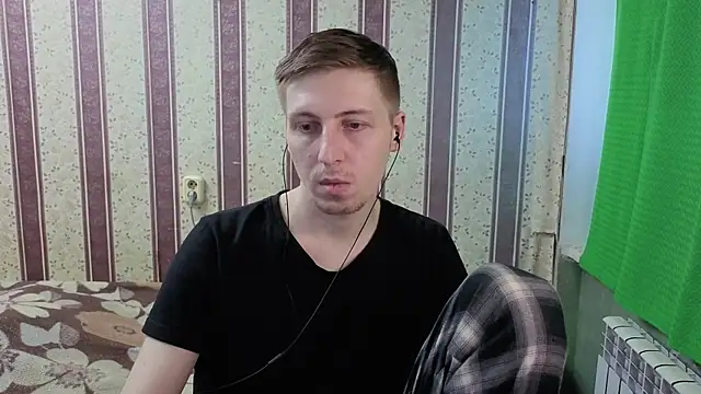 Darien_Brown webcam