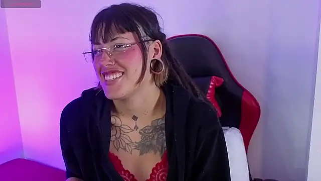 _sharlotte777 webcam