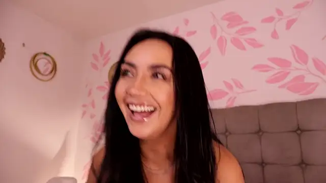 ana_riveros webcam