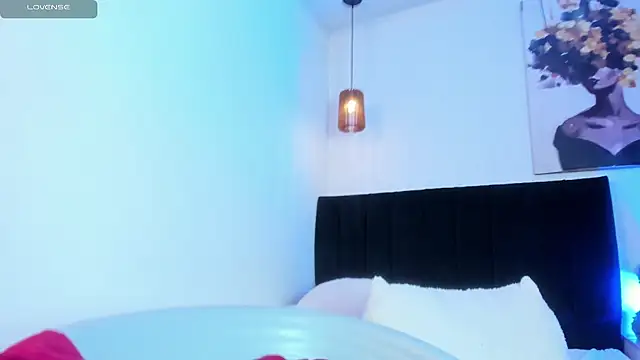 dolly_zoe webcam