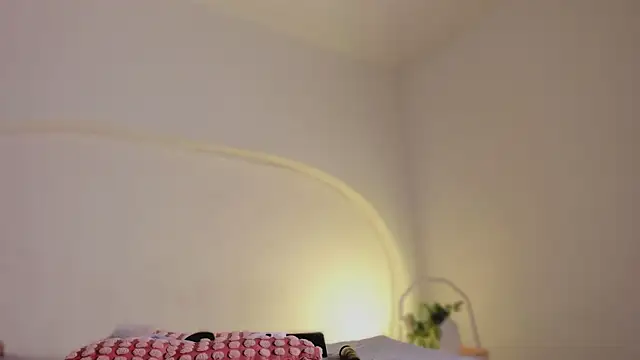 katiepeach_ webcam