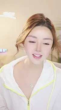 Qiaoqiao__ webcam