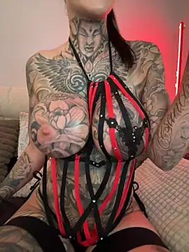 MeganWitch webcam
