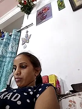 Sexy-Kajal2 webcam