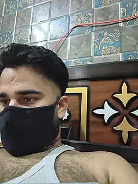 TNTBOSS01 live cam on StripChat