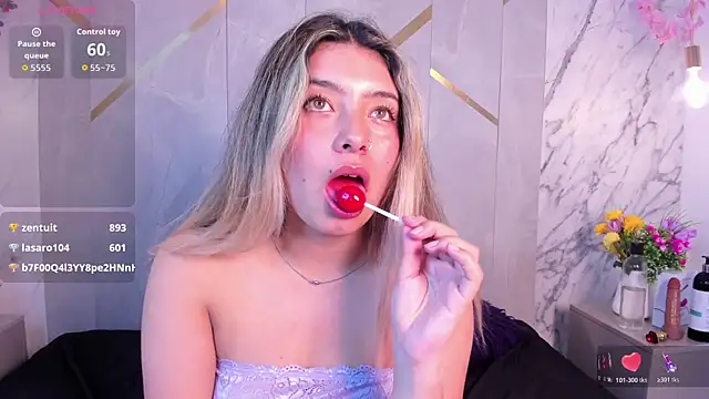 ChloeBelle_ webcam