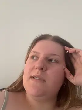 Curvy_Vanilla webcam