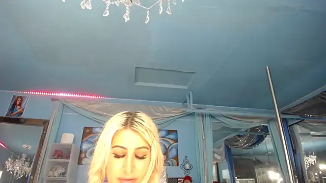 ADRIANNA_FOX webcam