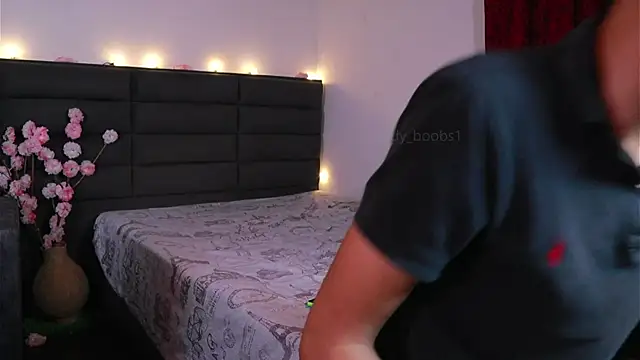 kathieandpovcock1 webcam