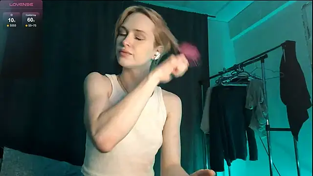 BloomLizzy webcam