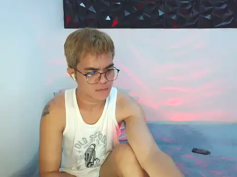 yourmikexxx webcam