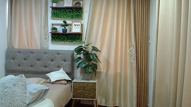 sasi_luna webcam