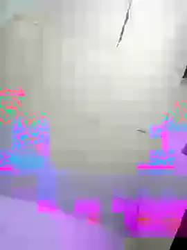 starlight1983 live cam on StripChat