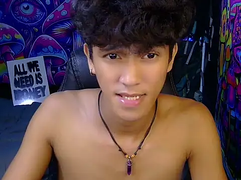 hugekenbigcock webcam