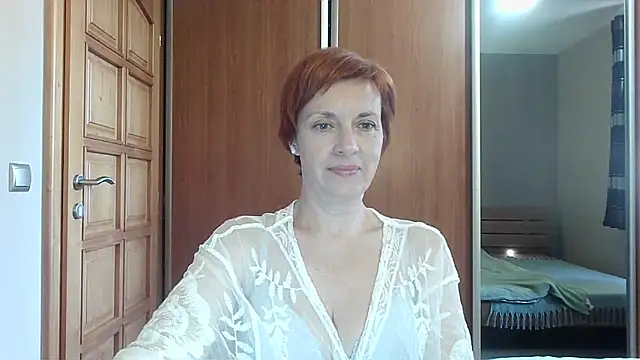 LoraLoraMay webcam
