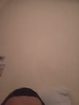 Adee21e live cam on StripChat
