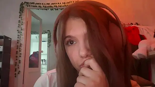 Small_joke live cam on StripChat