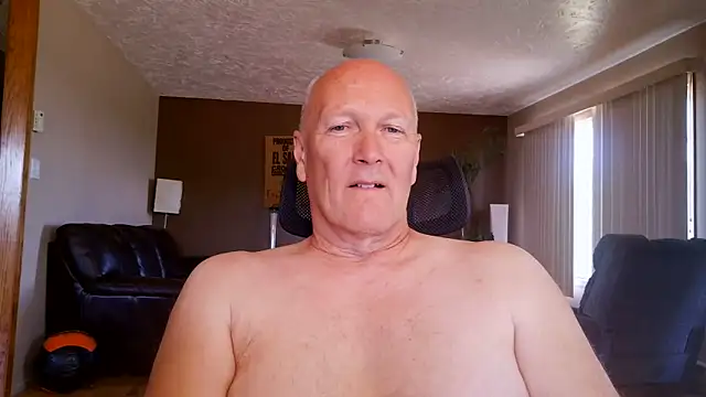 BasicAnt live cam on StripChat