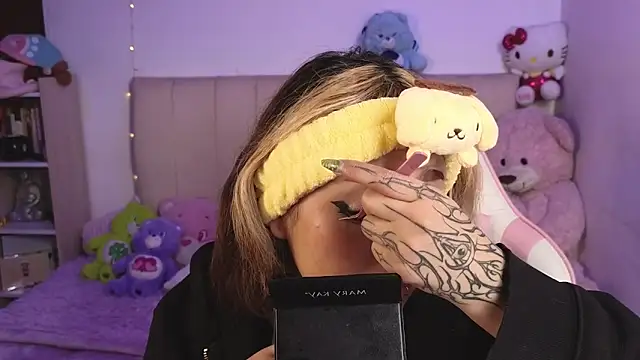 NekoWaifu webcam