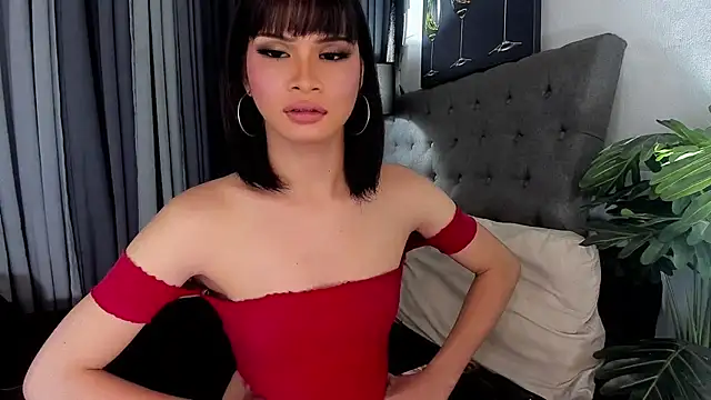 delightfulasianhugecock webcam