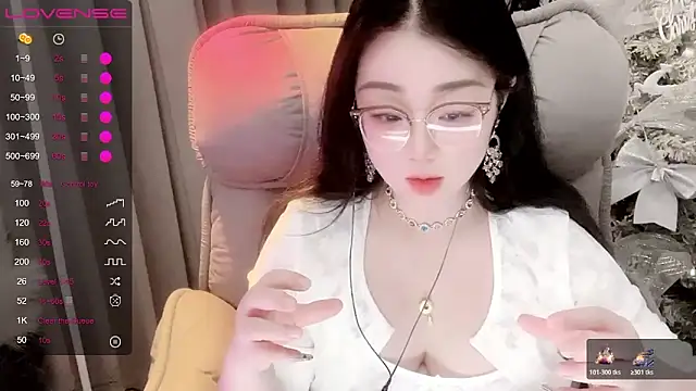 Monica-666888- webcam