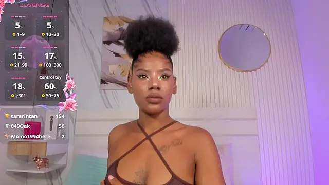 Afro_Luna webcam