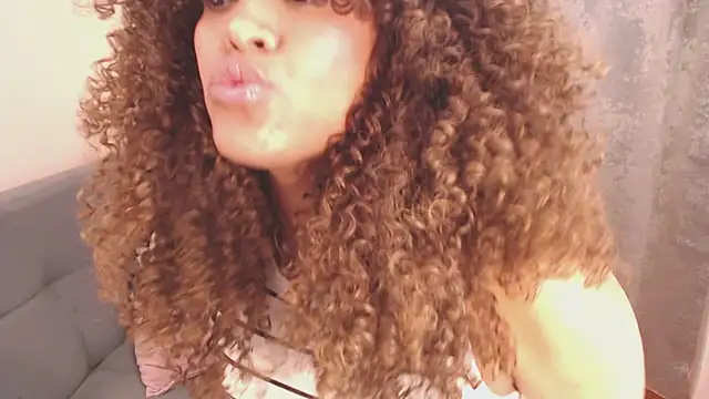 Amelia_bss webcam