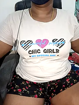 Tamil-hotwife live cam on StripChat