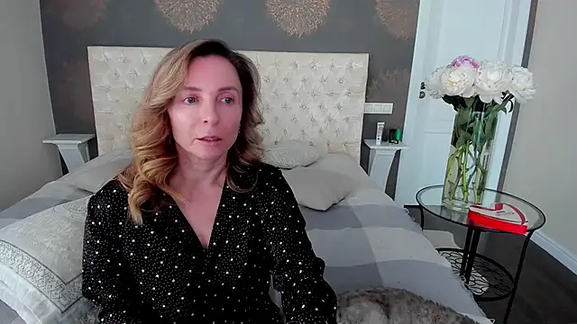 AllisonWilliams live cam on StripChat