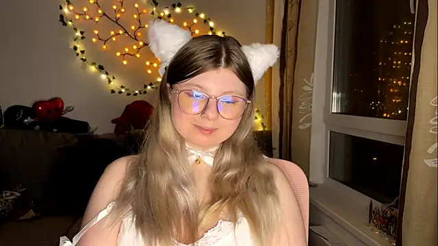 YukiBlush live cam on StripChat