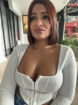 Irina_Velvett webcam