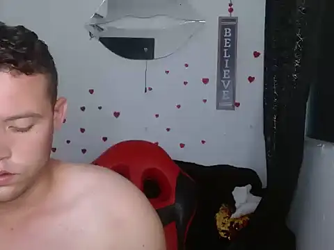 sven_fox723 webcam