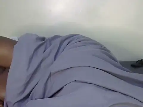 Sweettkendy live cam on StripChat