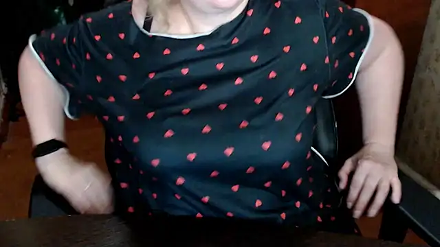 AlisaHot55 webcam