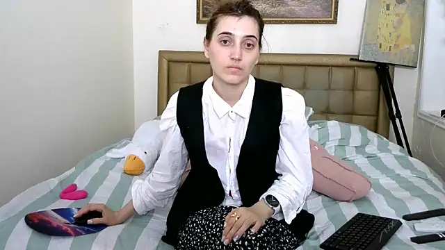 Iren live cam on StripChat