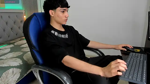 SamBlack_ webcam