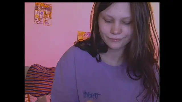 Lunliss live cam on StripChat