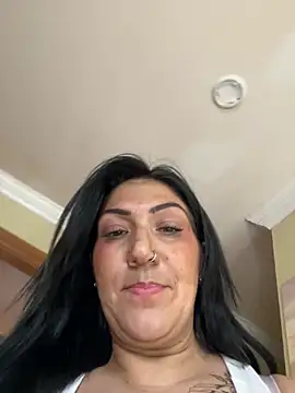 LittleMissEeve Live Webcam on Stripchat
